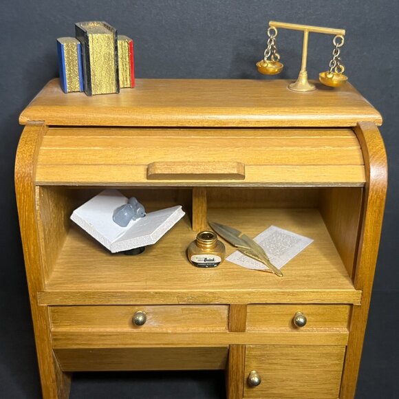 Vintage Rare Berkeley Musical My Favorite Things Wooden Roll Top Desk Music Box - Picture 3 of 9